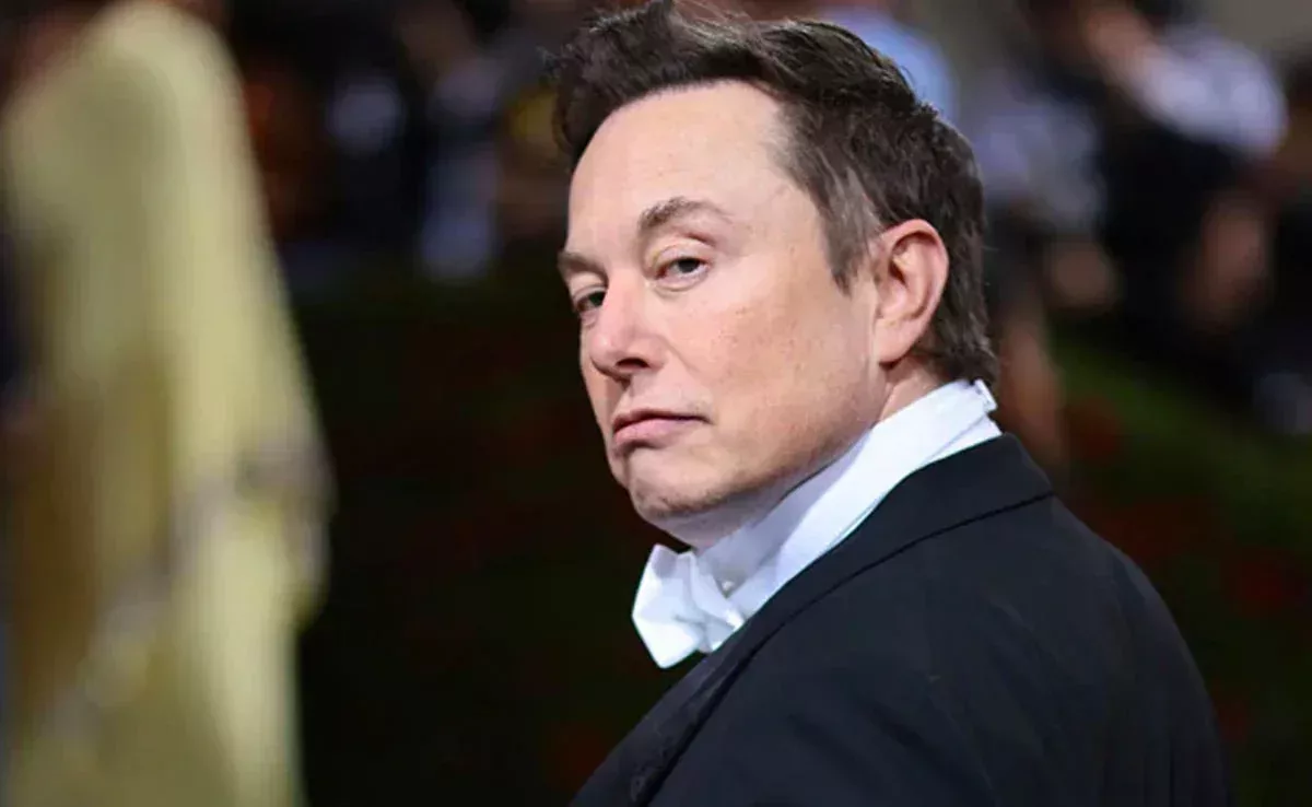 Elon Musk Seeks a Quarter of Tesla’s Voting Power Before Pursuing AI Ambition